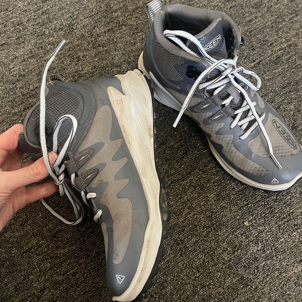 KEEN Women's Zionic Mid Height Waterproof Hiking Boots Steel Grey/Magnet US Sz 8 - Picture 6 of 12
